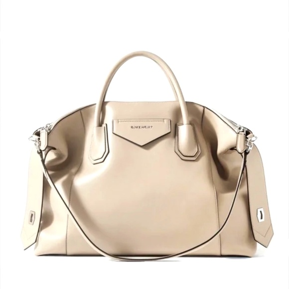 Givenchy Handbags - Givenchy Medium Soft Antigona in Dune / Beige Color